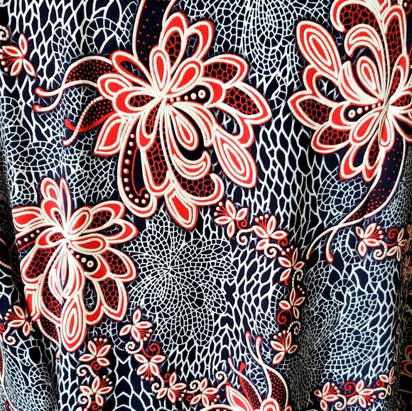 RED WHITE & BLUE ☆ FLORAL ☆ CAGE NECK TANK ☆ 5x ☆ NWT - Picture 6 of 8